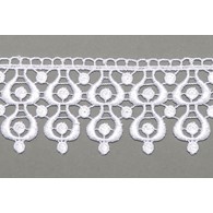 White 7.5 cm polyester lace